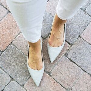 MM LaFleur Rowan Flat Gray Embossed Croc Leather